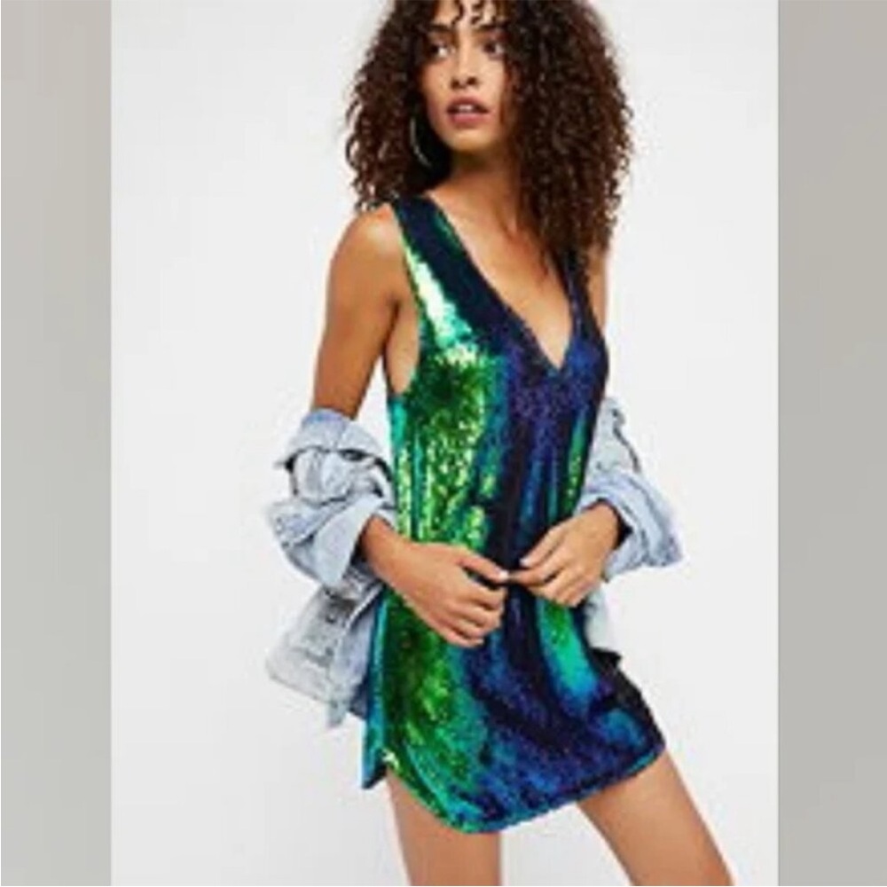 Free people sequin V-neck, mini shift dress - Picture 3 of 10